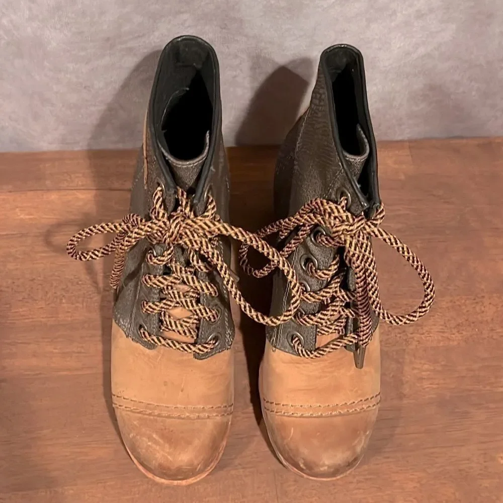 Sorel 1964 wedge snake print tan/gray hiking boots size 6